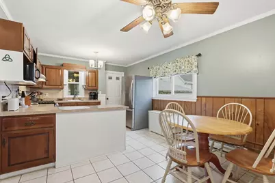 9 Rust St, Lynn, MA 01902 - Photo 11