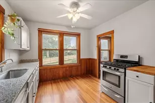16-18 Shears St, Wrentham, MA 02093 - Photo 3