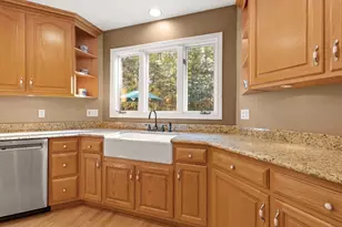 15 Comstock Dr, Wrentham, MA 02093 - Photo 11