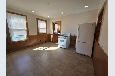 1-3 Everett St #3, Lynn, MA 01904 - Photo 9