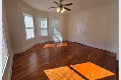 83 Mall St #1, Lynn, MA 01902 - Photo 11