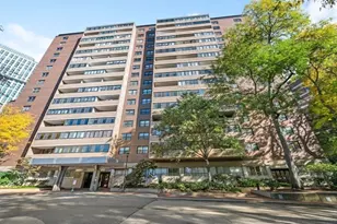 2 Hawthorne Pl, Boston, MA 02114 - Photo 19