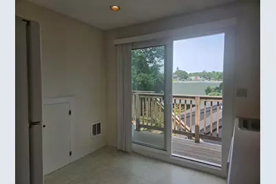 14 Hawkes St #2, Marblehead, MA 01945 - Photo 9