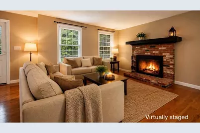 45 Metacomet Ave, Taunton, MA 02718 - Photo 5