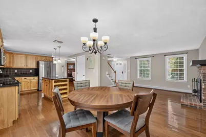 45 Metacomet Ave, Taunton, MA 02718 - Photo 7