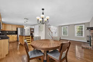 45 Metacomet Ave, Taunton, MA 02718 - Photo 7