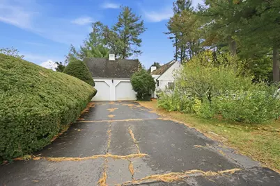 96 Western Ave, Westfield, MA 01085 - Photo 5