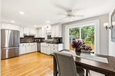 392 Mansfield Rd, North Attleboro, MA 02760 - Photo 3
