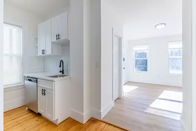 633 E 6th St, Boston, MA 02127 - Photo 19