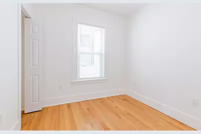 633 E 6th St, Boston, MA 02127 - Photo 27