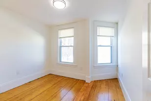 633 E 6th St, Boston, MA 02127 - Photo 13