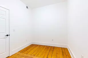 633 E 6th St, Boston, MA 02127 - Photo 7