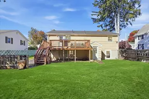 13 Horton St, Taunton, MA 02780 - Photo 5