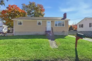 13 Horton St, Taunton, MA 02780 - Photo 1
