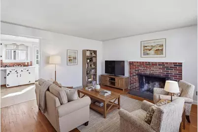 13 Horton St, Taunton, MA 02780 - Photo 7