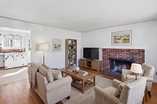 13 Horton St, Taunton, MA 02780 - Photo 7