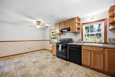 20 Deerfield Dr, Northampton, MA 01062 - Photo 17