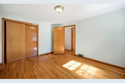 20 Deerfield Dr, Northampton, MA 01062 - Photo 31