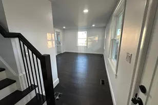 8 Thompson Rd, Webster, MA 01570 - Photo 5