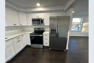 8 Thompson Rd, Webster, MA 01570 - Photo 15