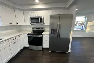 8 Thompson Rd, Webster, MA 01570 - Photo 15