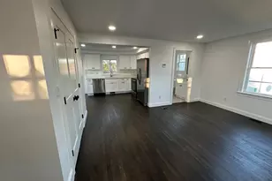 8 Thompson Rd, Webster, MA 01570 - Photo 7