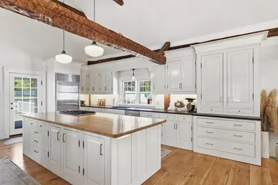 23 Pleasant St, Andover, MA 01810 - Photo 9