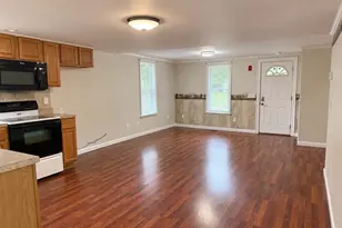 132 Everett St, Middleborough, MA 02346 - Photo 9