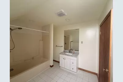 188 North Franklin Street #2R, Holbrook, MA 02343 - Photo 5