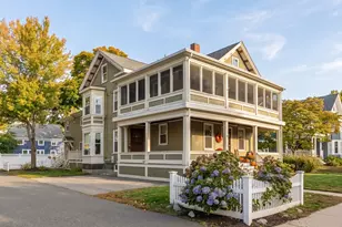 33 Vine St, Melrose, MA 02176 - Photo 1