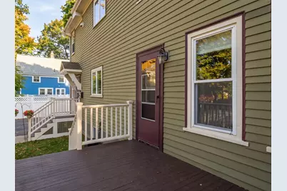 33 Vine St #2, Melrose, MA 02176 - Photo 5