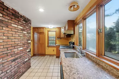 8 Pumpkin Ln, Charlton, MA 01507 - Photo 7