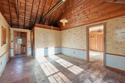 8 Pumpkin Ln, Charlton, MA 01507 - Photo 17
