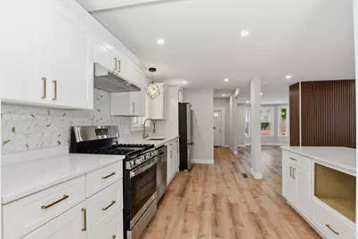 9 Cross St, Somerville, MA 02145 - Photo 3