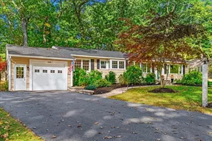 268 Colonel Hunt Dr, Abington, MA 02351 - Photo 3