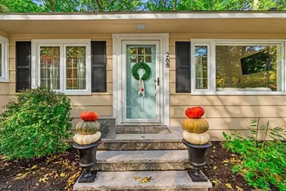 268 Colonel Hunt Dr, Abington, MA 02351 - Photo 5