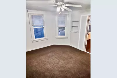 93 Montrose St, Springfield, MA 01109 - Photo 15