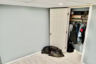 93 Montrose St, Springfield, MA 01109 - Photo 7