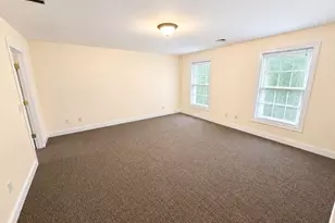 54 E Silver St, Westfield, MA 01085 - Photo 15