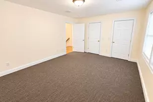 54 E Silver St, Westfield, MA 01085 - Photo 19