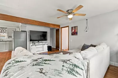 37 Lachine St, Chicopee, MA 01020 - Photo 5