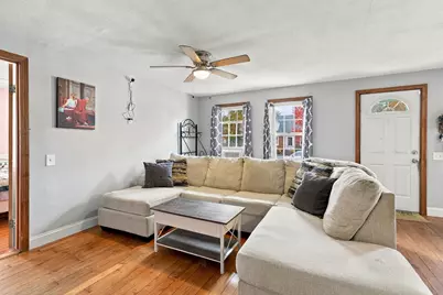 37 Lachine St, Chicopee, MA 01020 - Photo 7