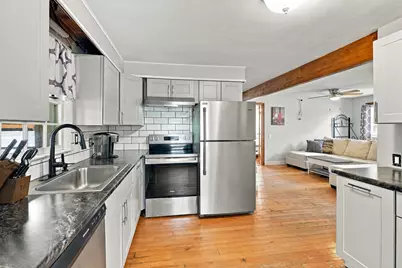37 Lachine St, Chicopee, MA 01020 - Photo 15