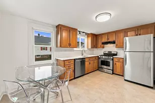 6 Norfolk Ave, Peabody, MA 01960 - Photo 9