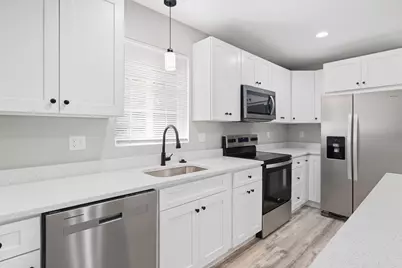 61 Parker St #9, Springfield, MA 01151 - Photo 5