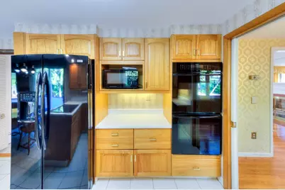 20 Dubiel Dr, Worcester, MA 01609 - Photo 9