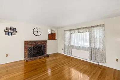 528 Spring St, Hanson, MA 02341 - Photo 5