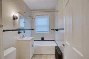 17 Greenleaf St, Quincy, MA 02169 - Photo 11