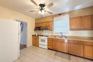 32 Harding Ave, Malden, MA 02148 - Photo 7