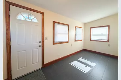 32 Harding Ave, Malden, MA 02148 - Photo 9